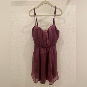 Lucy in the Sky Lana A-line Organza dress in Purple Shimmer. Size XS